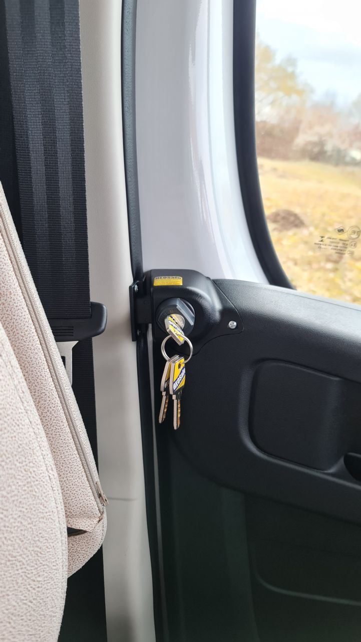 HeoSafe Zusatzschloss (mit Zylinderschloss) – Variante für Ducato Serie 8 / Boxer & Jumper ab 2025
