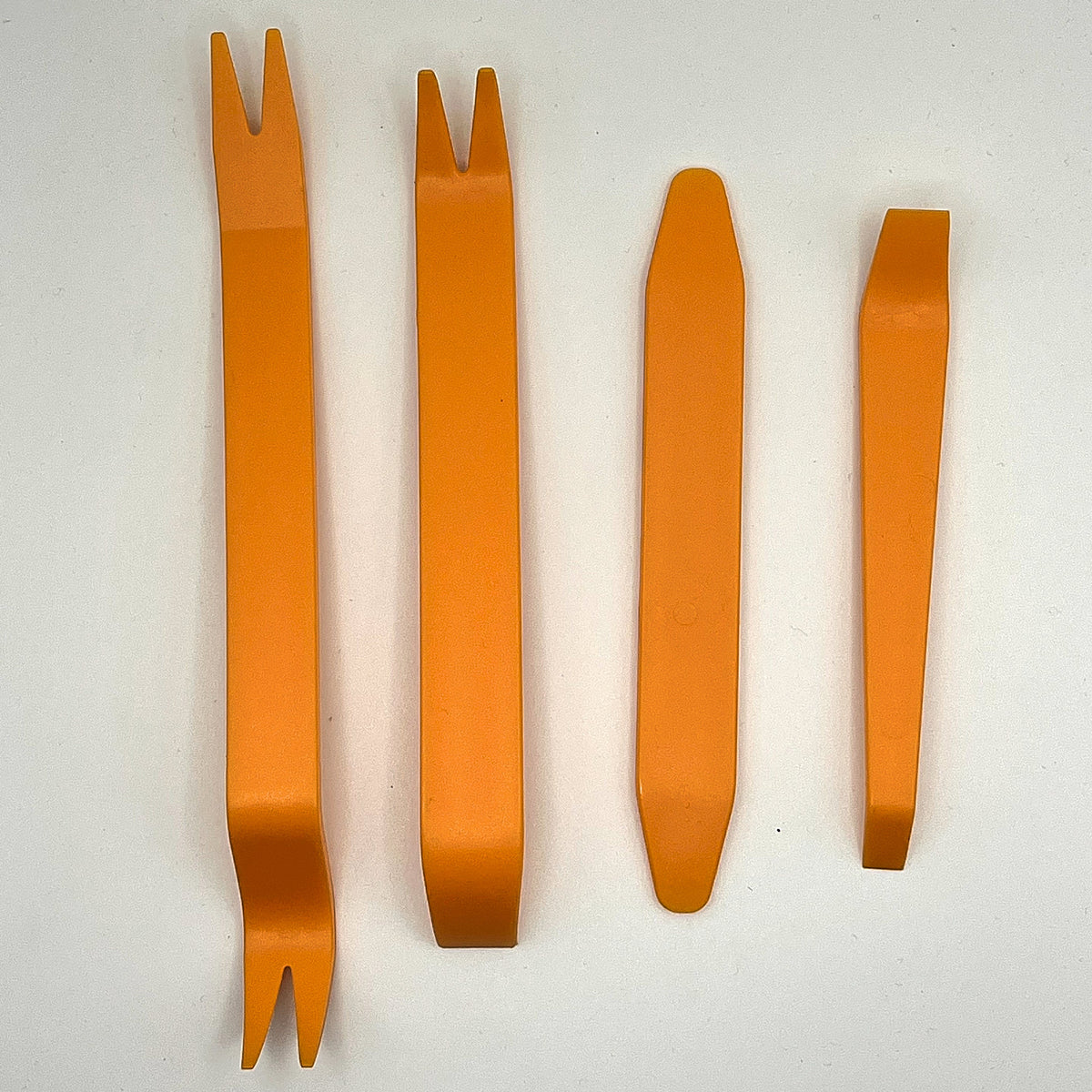 Aushebelset mit vier Kunststoffhebeln zum beschädigungsfreien Entfernen von Clips