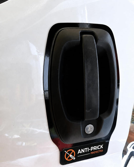 WOMOFIX Anti-Prick Pro – sichtbares Außenschutzblech gegen Prick-Attacken - Womofix.de